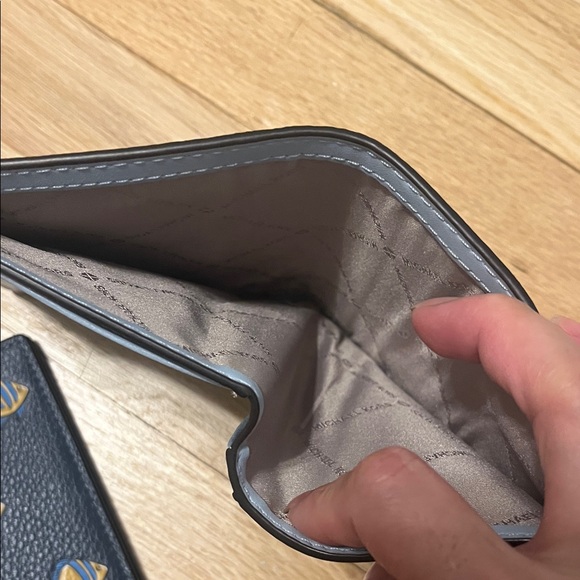 Coach and Michael Kors Navy and Light Blue Travel Set - Picture 6 of 8